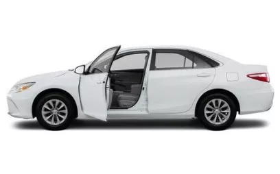 Toyota Camry (Blanc), 2016 &agrave; louer &agrave; Duba&iuml;