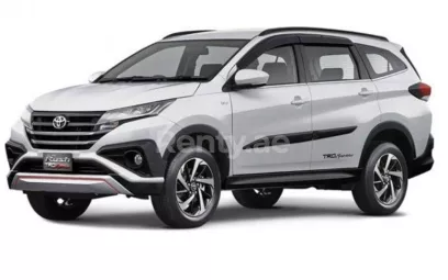 Toyota Rush (Wei&szlig; grau), 2020 zur Miete in Dubai