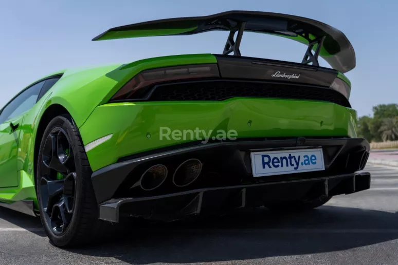 Lamborghini Huracan (Gr&uuml;n), 2019  zur Miete in Dubai