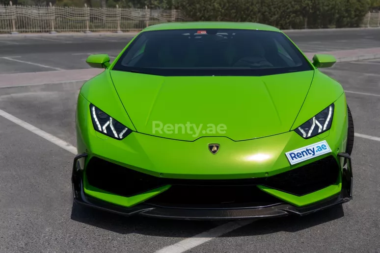Lamborghini Huracan (Gr&uuml;n), 2019  zur Miete in Dubai