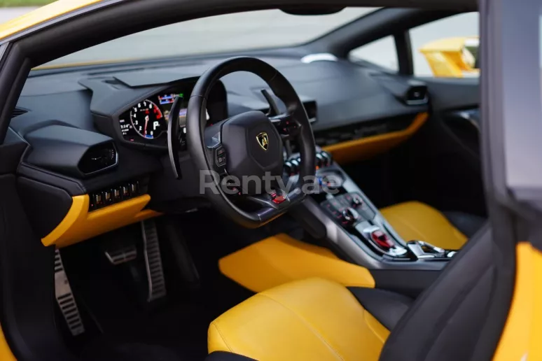 Lamborghini Huracan (Gelb), 2019  zur Miete in Dubai