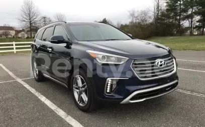 Hyundai Santa Fe (Черный), 2018 для аренды в Дубай