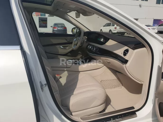 Mercedes S Klasse (Wit), 2019 te huur in Dubai
