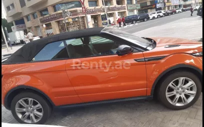 Range Rover Evoque (), 2018 zur Miete in Dubai
