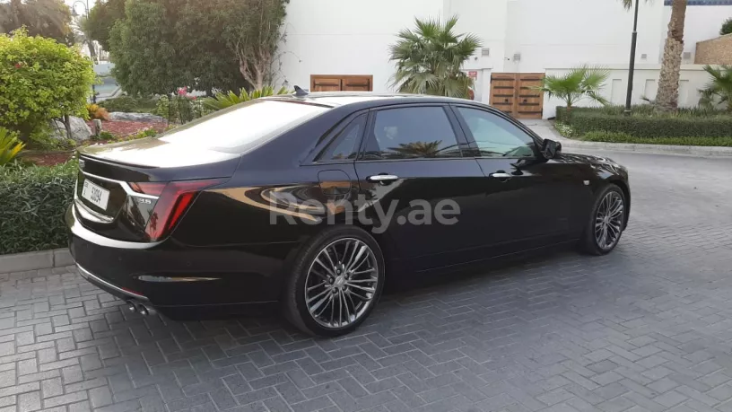 Cadillac CT6 (Черный), 2019 для аренды в Дубай