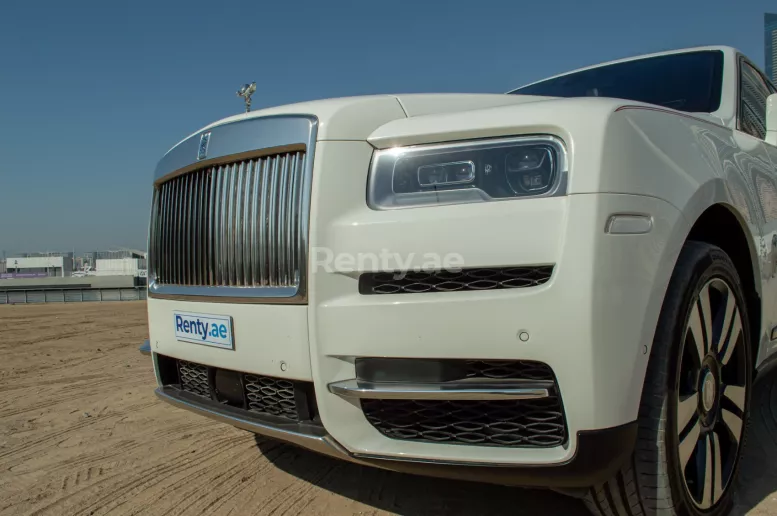 Rolls Royce Cullinan (White), 2020 for rent in Dubai
