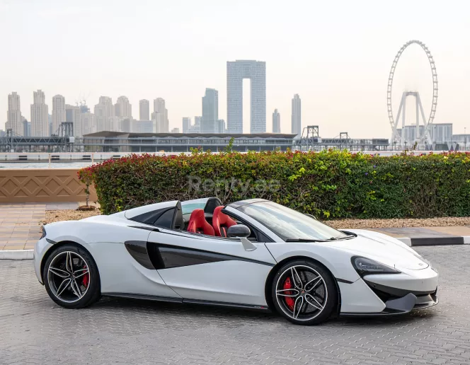 إيجار مكلارين 570S سبايدر (كابورليه) (أبيض), 2020 في دبي