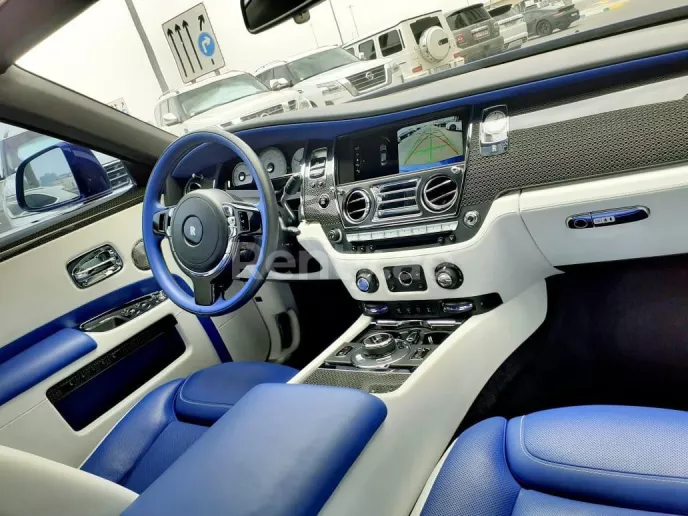 Rolls Royce Ghost Black Badge (Blau), 2019  zur Miete in Dubai
