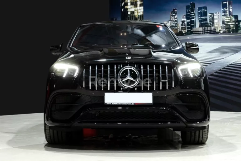 New Mercedes GLE 63 (Черный), 2021 для аренды в Дубай