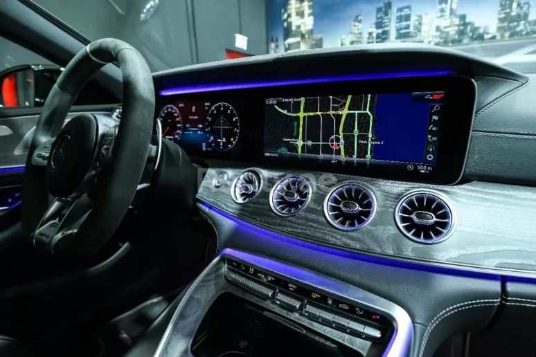 New Mercedes GLE 63 (Черный), 2021 для аренды в Дубай