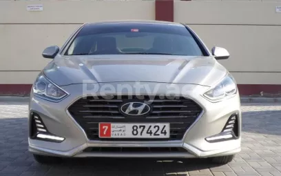 Hyundai Sonata (Grau), 2018 zur Miete in Dubai