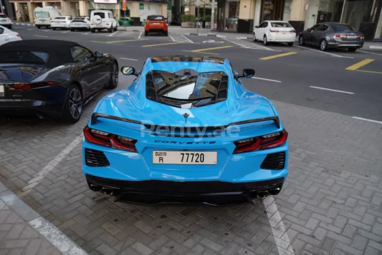 Chevrolet Corvette (Blau), 2021  zur Miete in Sharjah