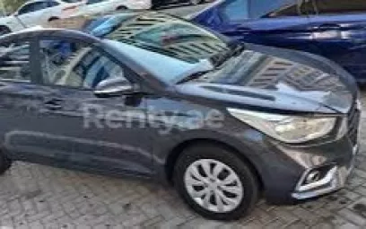 Şarika'de kiralık Hyundai Accent (Siyah), 2020