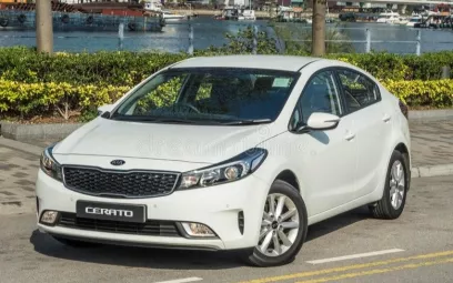 KIA Cerato (Blanco), 2020 para alquiler en Sharjah