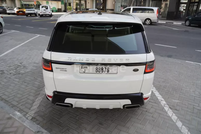 Range Rover Sport (Blanc), 2019 &agrave; louer &agrave; Duba&iuml;