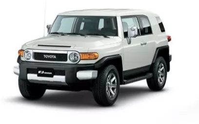 Toyota FJ Cruiser (Blanco), 2015 para alquiler en Sharjah