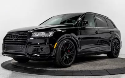 Audi Q7 (Zwart), 2019 te huur in Sharjah