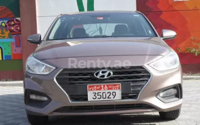 Hyundai Accent (Braun), 2018 zur Miete in Dubai