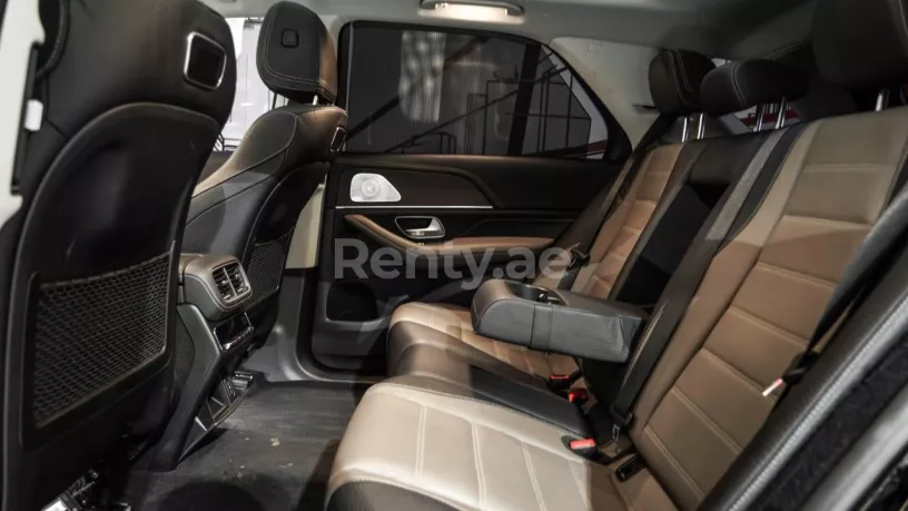 Mercedes GLE 450 AMG (Черный), 2019 для аренды в Дубай