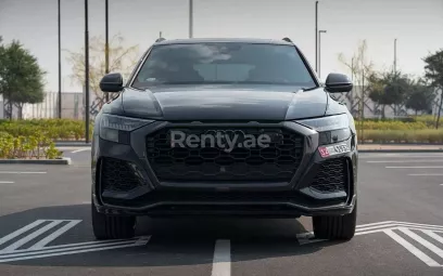 RSQ8 (Negro), 2021 para alquiler en Dub&aacute;i