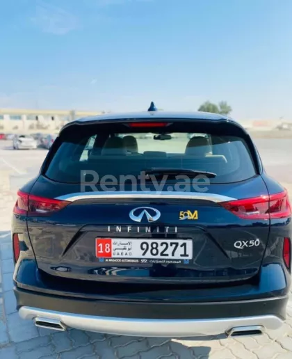 إيجار إنفينيتي QX50 (أسود), 2020 في دبي