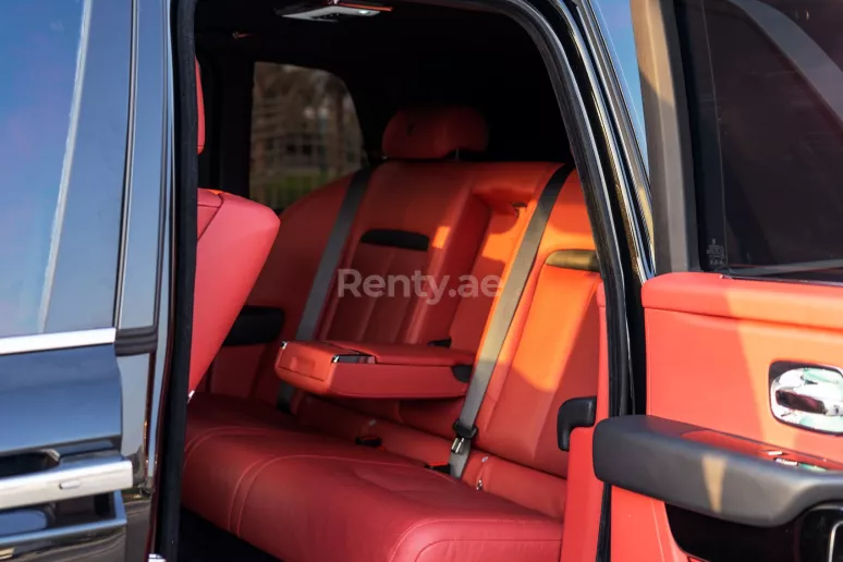 Rolls Royce Cullinan (Black), 2021 for rent in Dubai