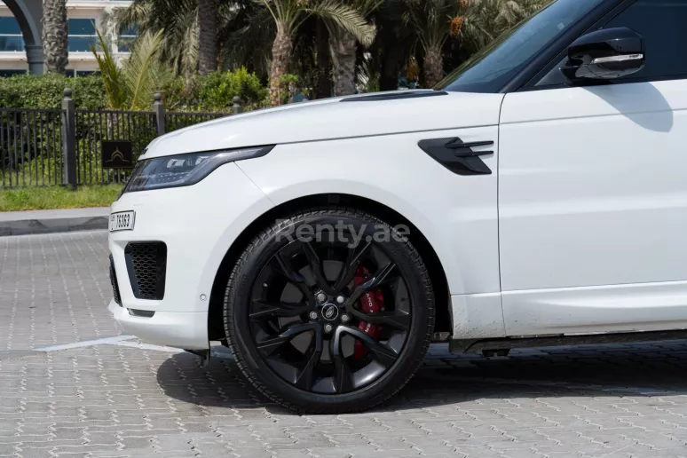 Range Rover Sport (Blanc), 2020 &agrave; louer &agrave; Duba&iuml;
