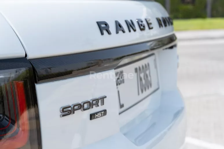 Range Rover Sport (Blanc), 2020 &agrave; louer &agrave; Duba&iuml;