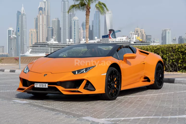 Lamborghini Evo Spyder (), 2020 in affitto a Dubai