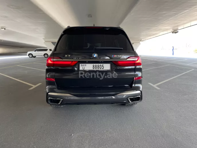 إيجار بي ام دبليو X7 M50i (أسود), 2021 في دبي
