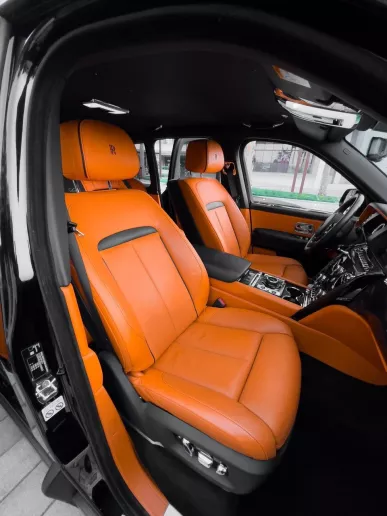 Rolls Royce Cullinan Black Badge (Black), 2021 for rent in Dubai