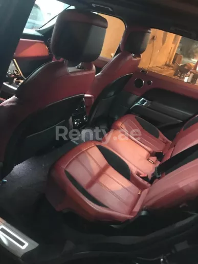 Range Rover Sport (Noir), 2020 &agrave; louer &agrave; Duba&iuml;