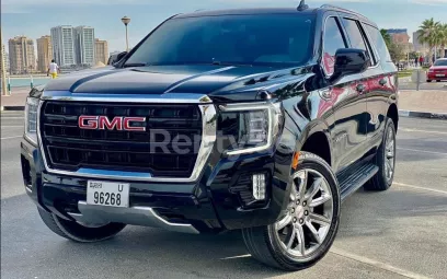 GMC Yukon (Schwarz), 2021 zur Miete in Dubai