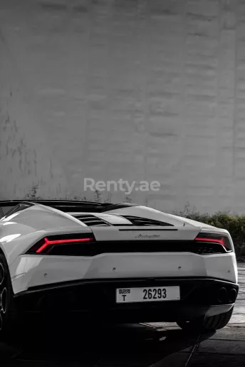 Lamborghini Huracan Spyder (Wit), 2018 te huur in Dubai