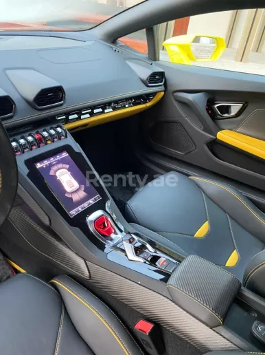 Dubai'de kiralık Lamborghini Evo (Sarı), 2019
