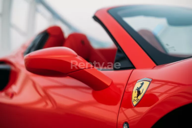 إيجار فيراري F8 تريبوتو سبايدر (أحمر), 2020 في دبي