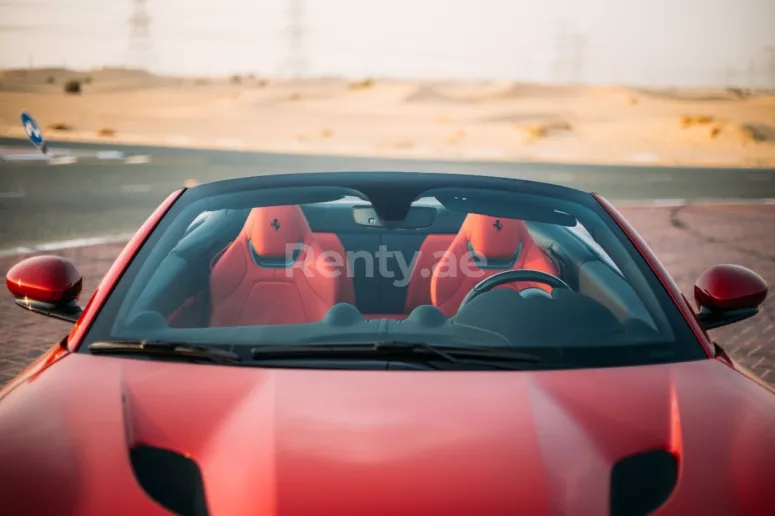 Ferrari Portofino Rosso (rojo), 2020 para alquiler en Dub&aacute;i