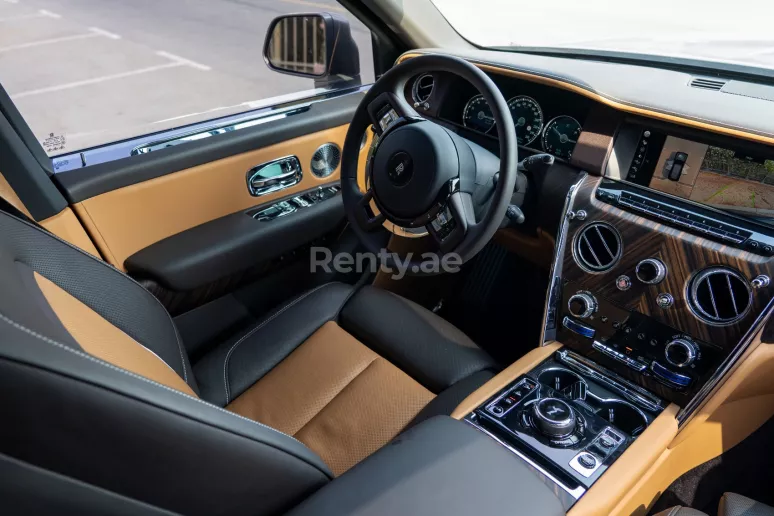 Rolls Royce Cullinan (Grey), 2021 for rent in Dubai