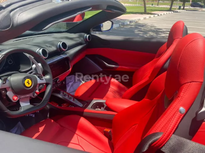 Ferrari Portofino Rosso (Синий), 2020 для аренды в Дубай