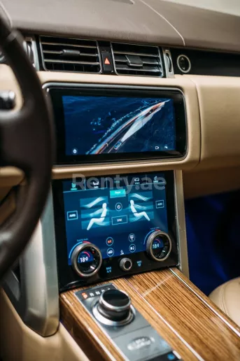 Range Rover Vogue (Nero), 2019 in affitto a Dubai
