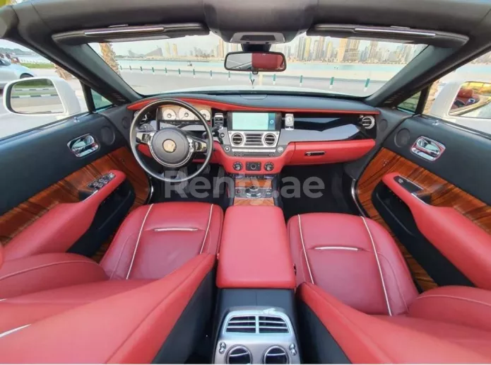 Rolls Royce Dawn (Белый), 2019 для аренды в Дубай