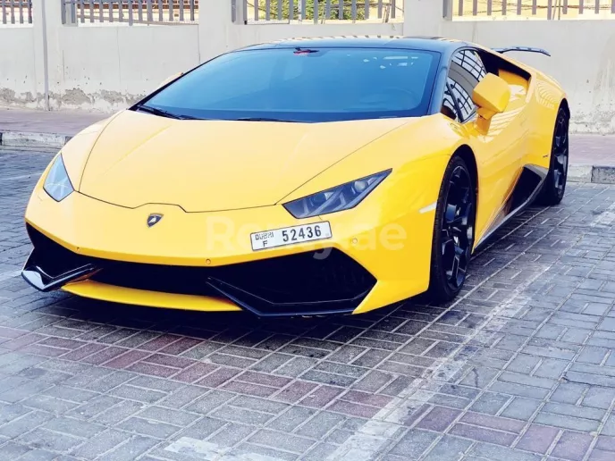 在迪拜 租 兰博基尼Huracan (黄色), 2018