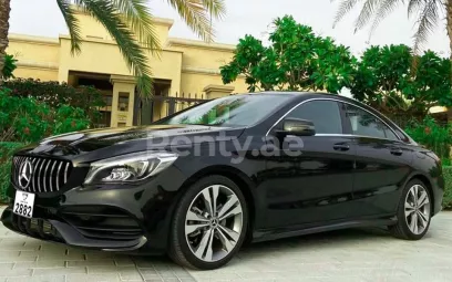 Mercedes CLA (Черный), 2019 для аренды в Дубай
