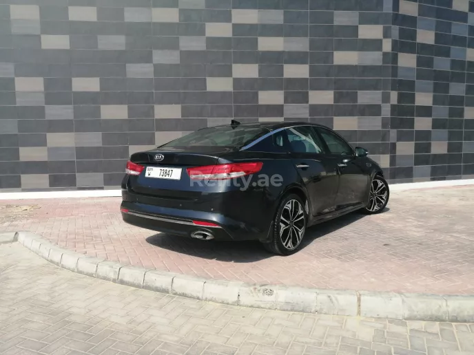 Dubai'de kiralık KIA Optima (Gri), 2019