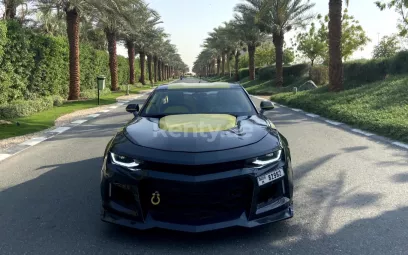 Chevrolet Camaro (Серый), 2019 для аренды в Дубай