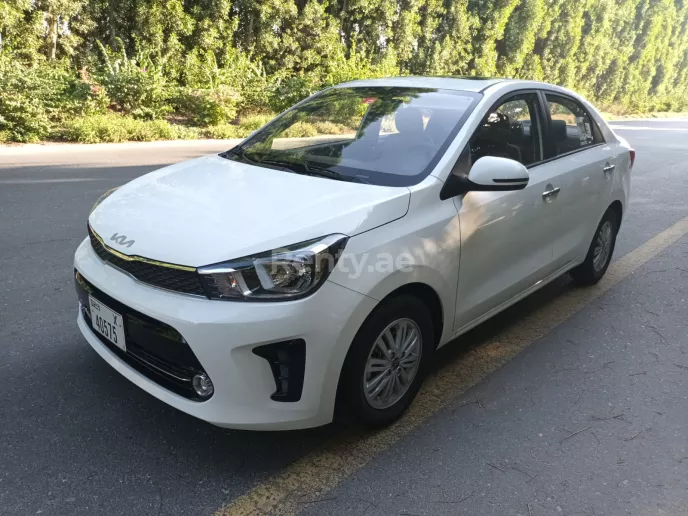 KIA Pegas (Wit), 2022 te huur in Dubai