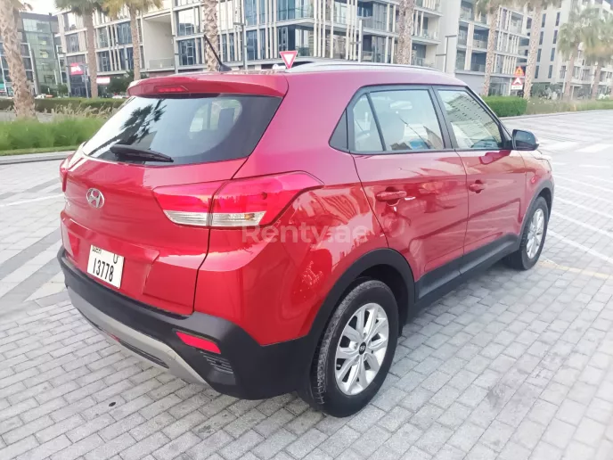 Hyundai Creta (Kastanjebruin), 2020 te huur in Dubai