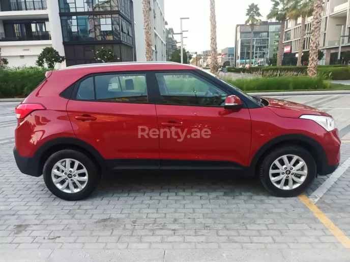 Hyundai Creta (Kastanjebruin), 2020 te huur in Dubai