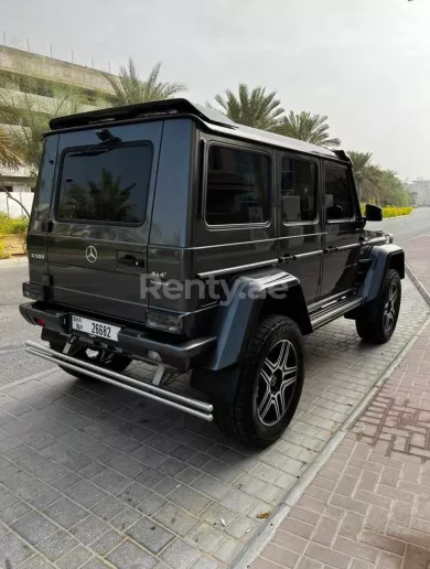 إيجار مرسيدس G500 4x4 (رمادي غامق), 2018 في دبي