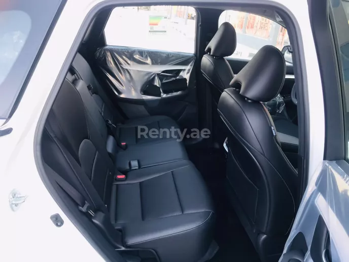 إيجار إنفينيتي QX50 (أبيض), 2021 في دبي